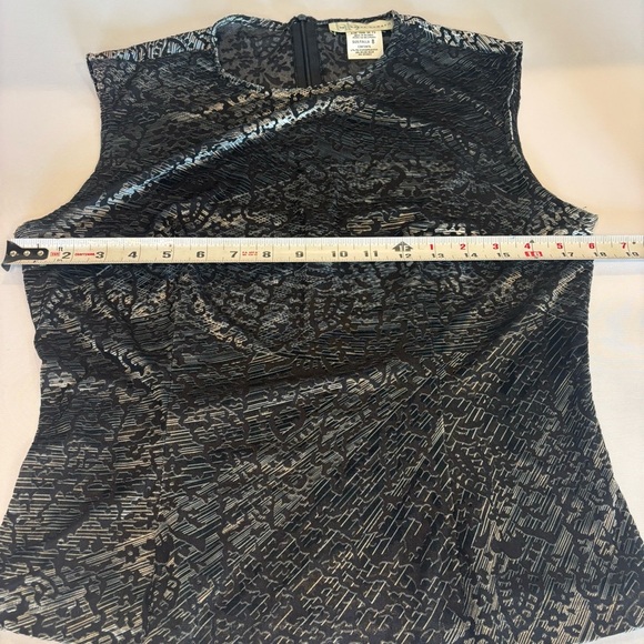 HARVE BENARD Sleeveless Black/Shiny/Sheer Velvet Blouse Like New‎ Sz 8 - Picture 9 of 12